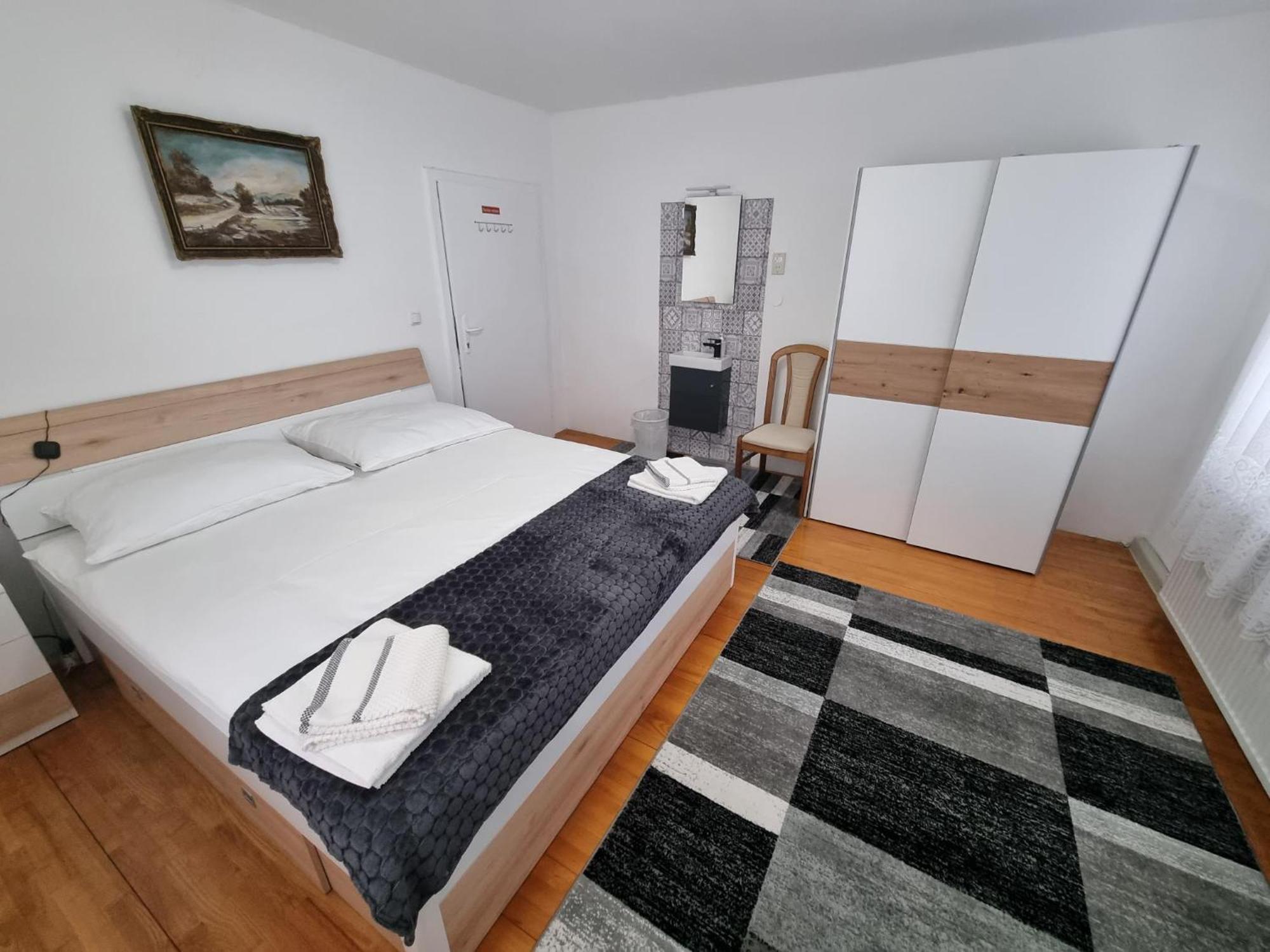 Pension Donaublick Grein 1 , Spitzfeldstr 1 Exteriör bild